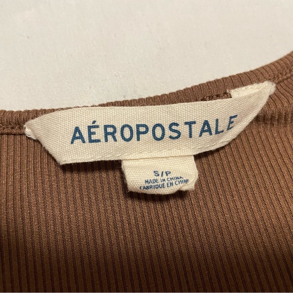 Aeropostale Brown Cropped Long Sleeve Top with Tie Detail - Picture 3 of 3